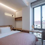Ketangjian Hotel - Shanghai Railway Station Baoshan Road Subway Station