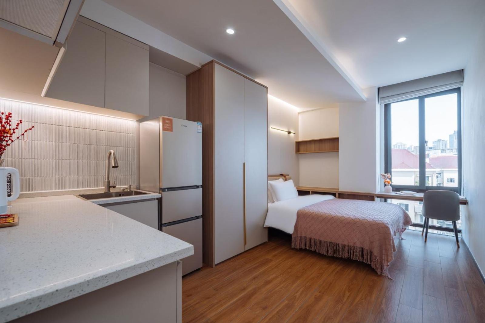 Ketangjian - Railway Station Baoshan Road Subway Station Aparthotel